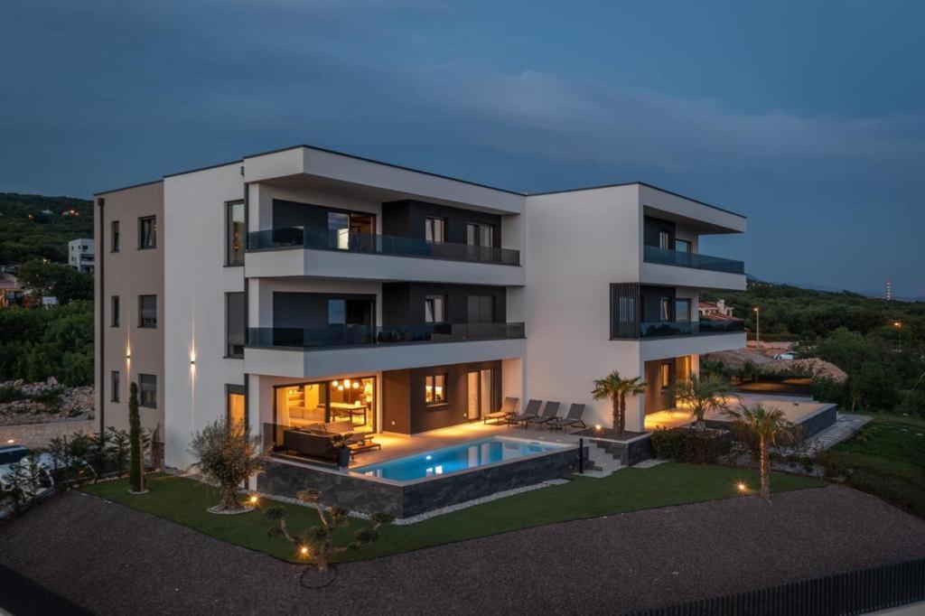Villa Ameli Apartment With Swimming Pool Рієка Екстер'єр фото